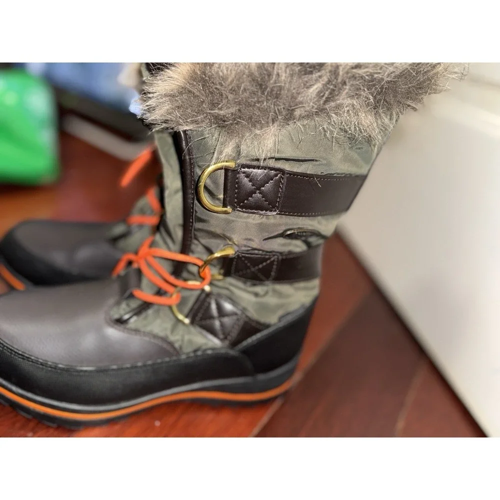 Lugz Tundra Water resistant Winter Chukka Boots Black/ Olive Green Women's sz 7